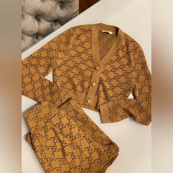 Fendi FF Karligraphy two-piece set - Picture 16 of 16